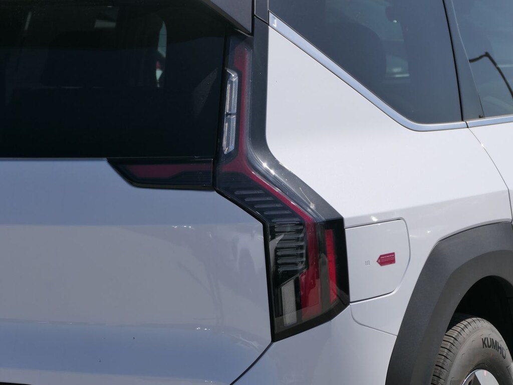 New 2026 Kia EV9 Light Long Range SUV