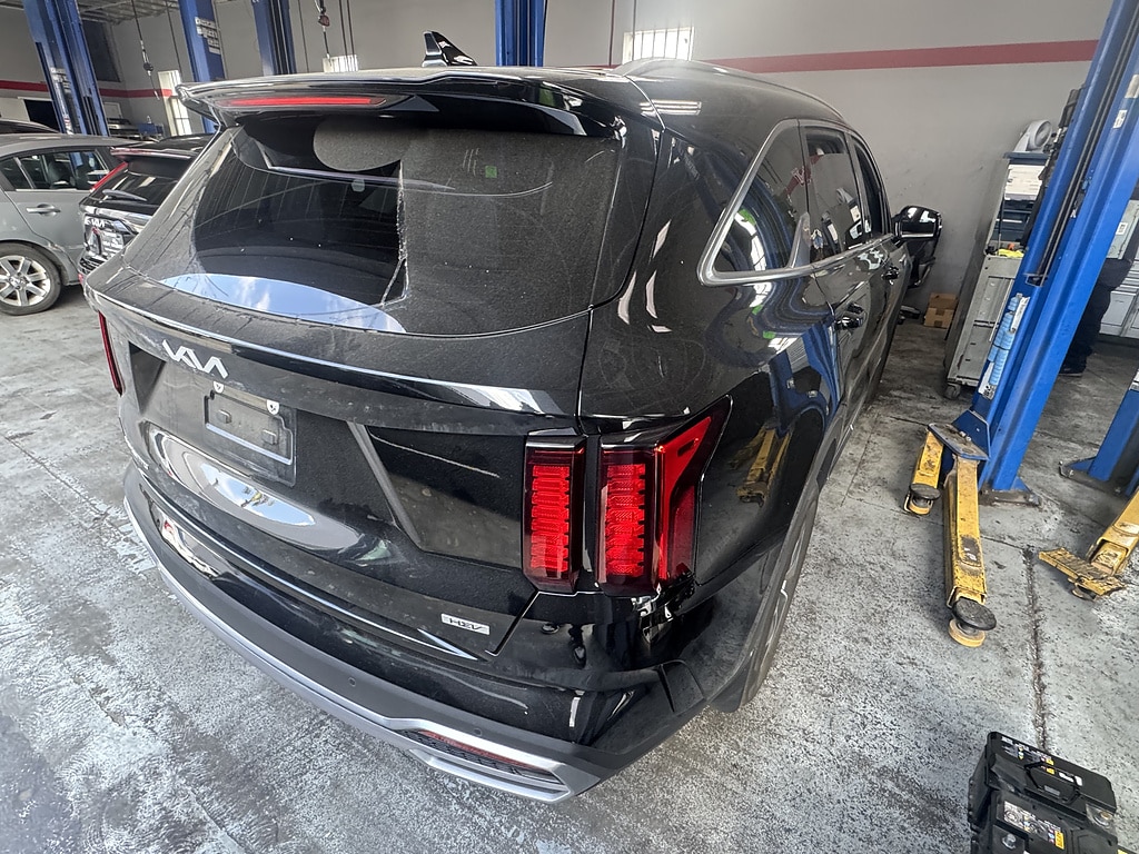 Used 2023 Kia Sorento Hybrid EX SUV