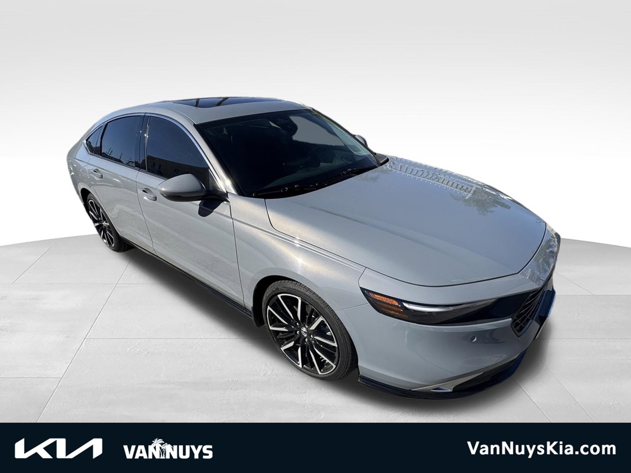 Used 2025 Honda Accord Hybrid Touring Sedan