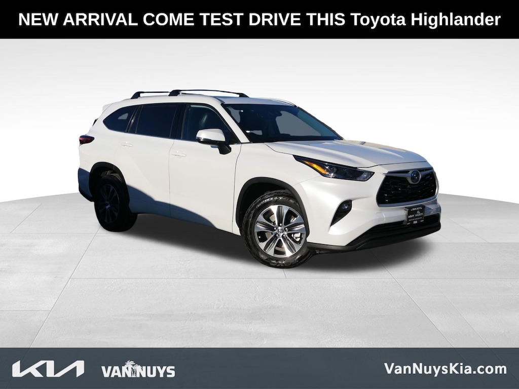 Used 2022 Toyota Highlander Hybrid XLE SUV