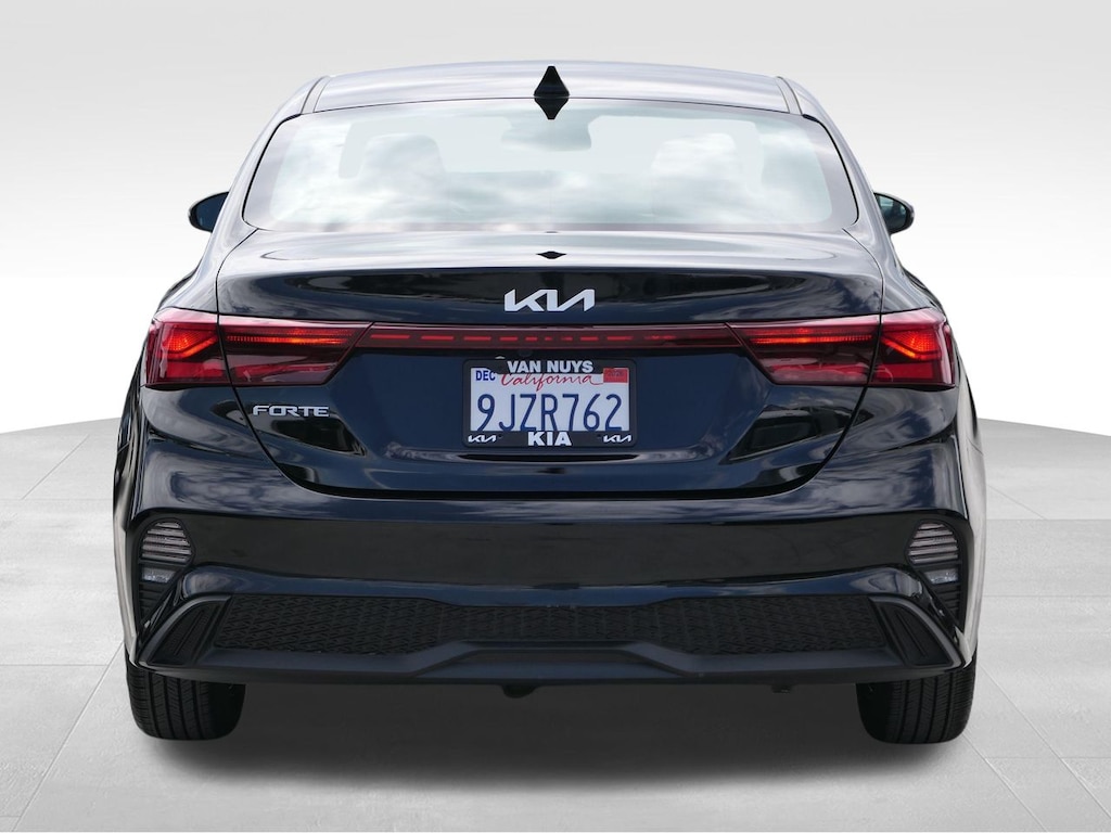 Used 2024 Kia Forte LXS Sedan