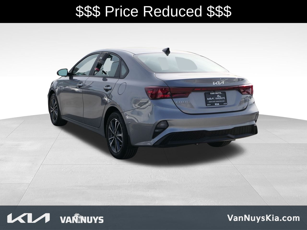 2023 Kia Forte LXS photo 5