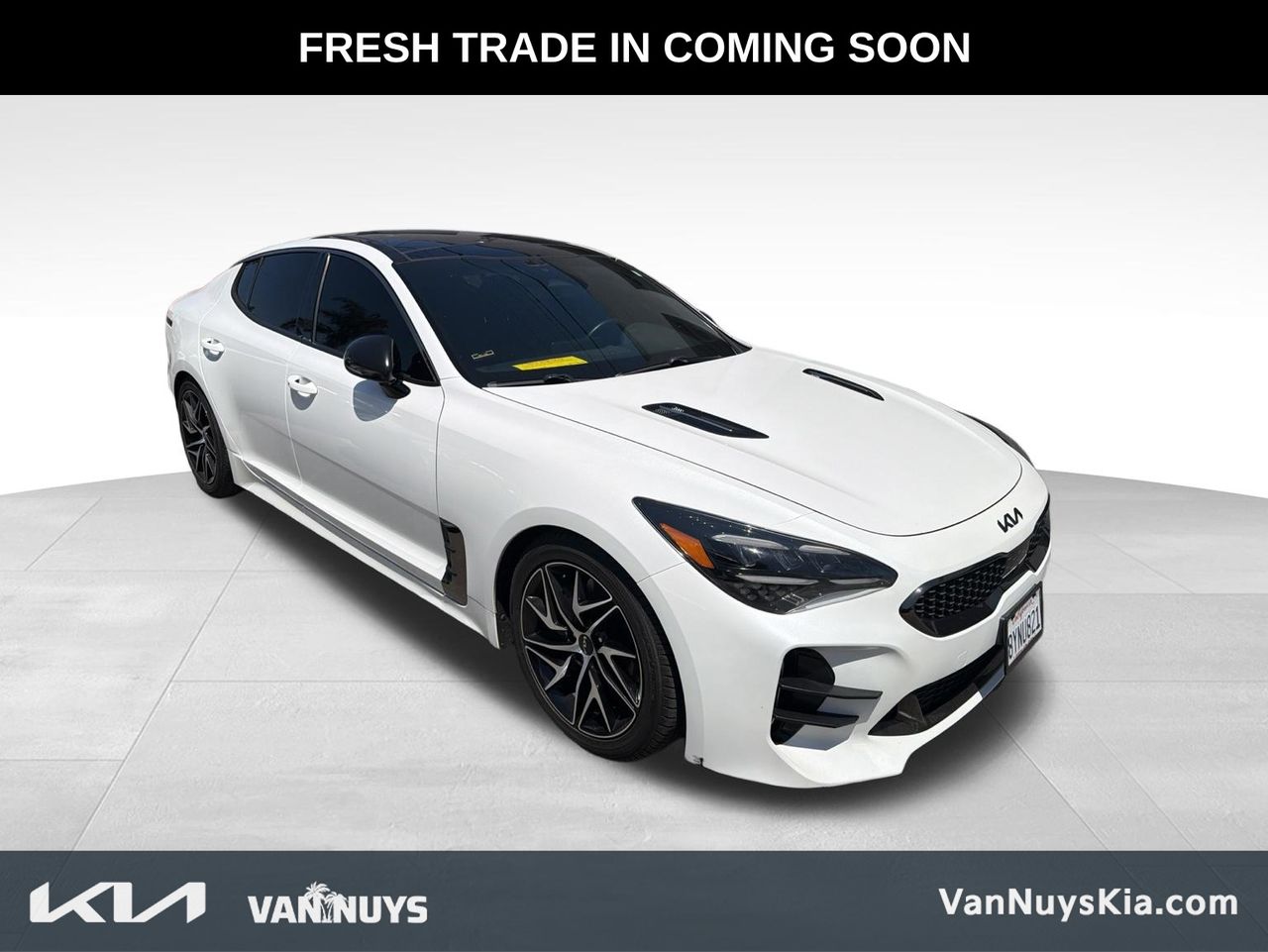 2022 Kia Stinger GT-Line photo 2