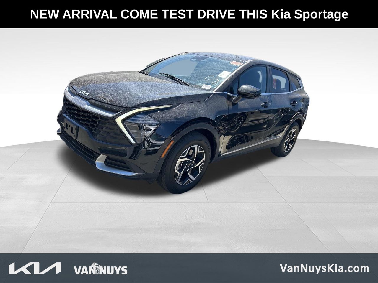 2025 Kia Sportage LX photo 3