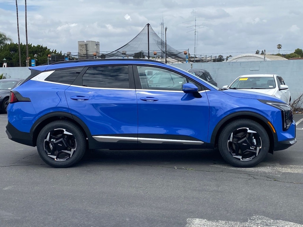 New 2026 Kia Sportage EX SUV