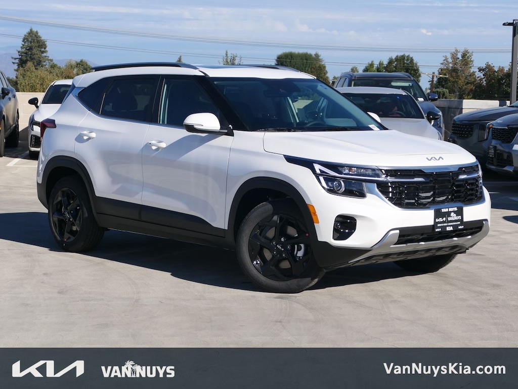 New 2026 Kia Seltos EX SUV