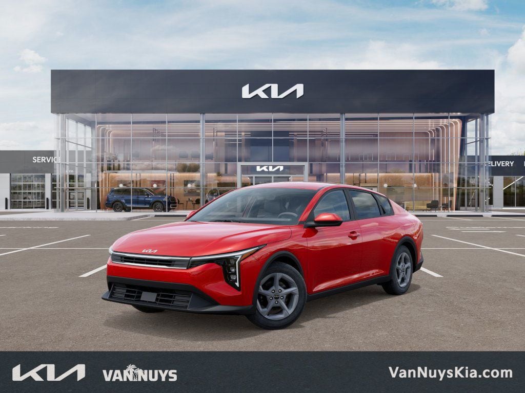 2025 Kia K4 LXS's photo