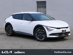 2025 Kia EV6 Light SUV