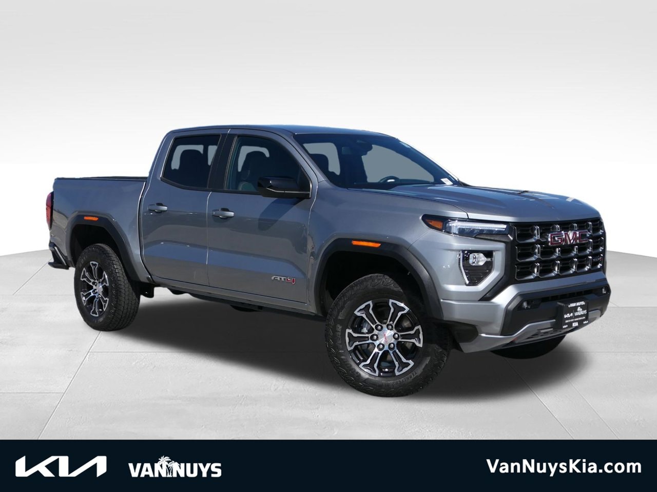 2025 GMC Canyon AT4