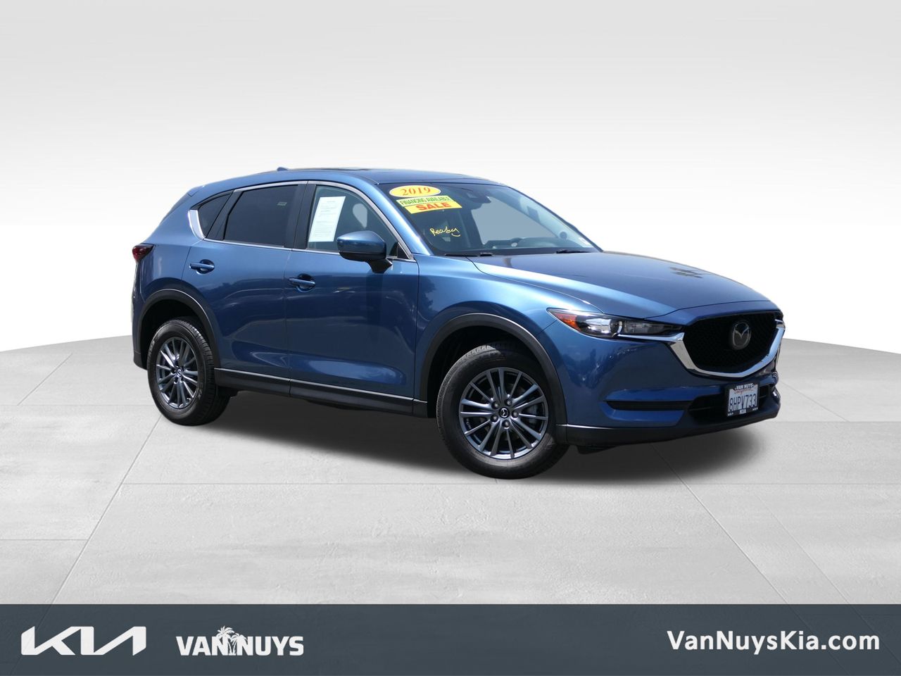 2019 Mazda CX-5 Touring Auto's photo