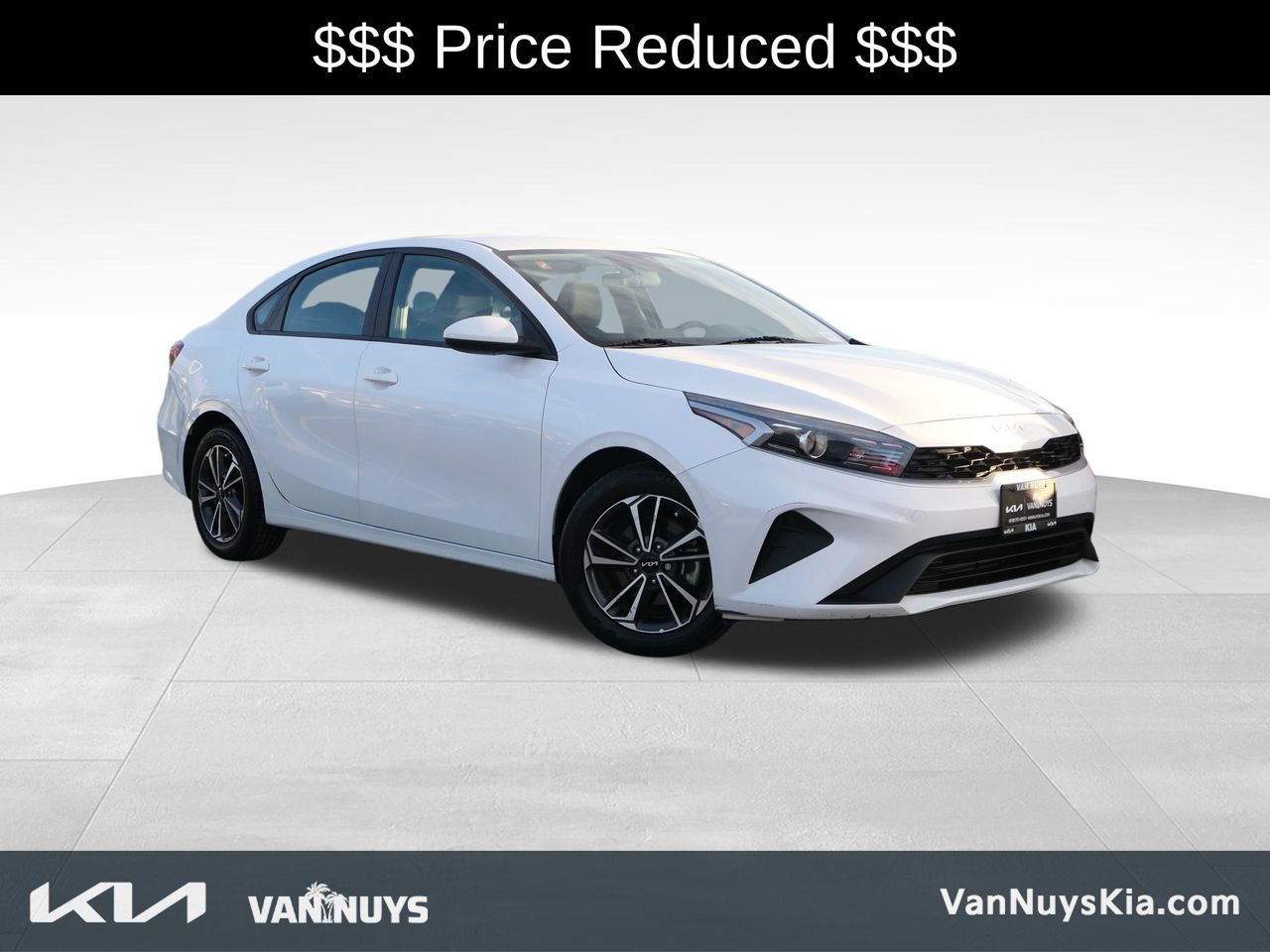 2023 Kia Forte LXS's photo