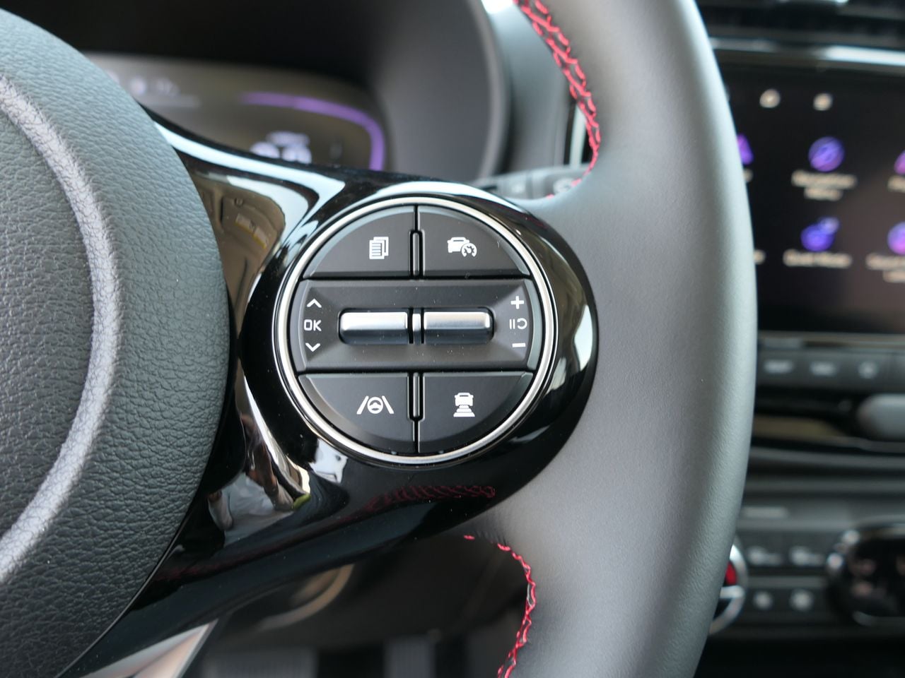 2025 Kia Soul GT-Line - Photo 14