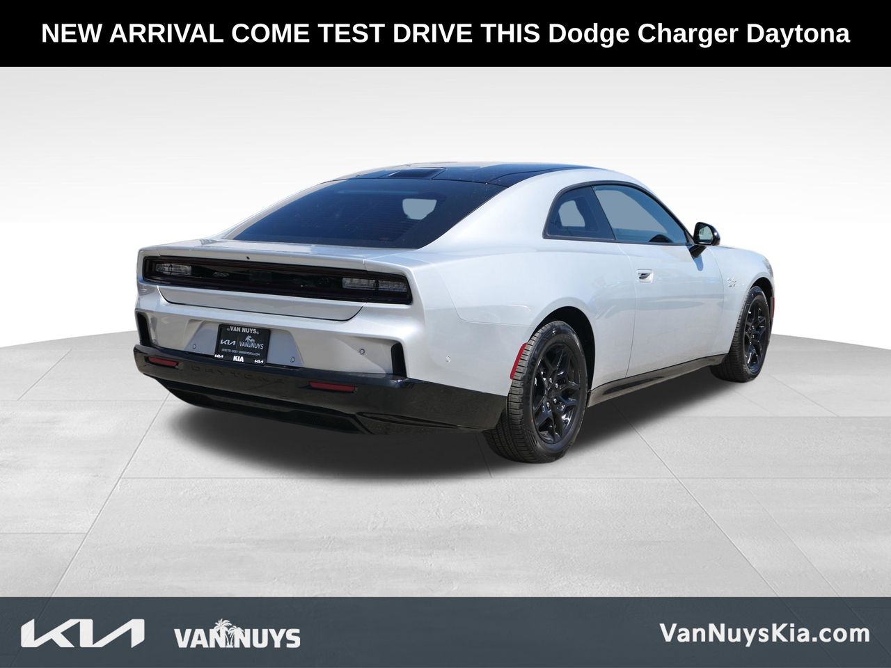 Used 2025 Dodge Charger Daytona R/T with VIN 2C3CDBCK1SR537032 for sale in Los Angeles, CA