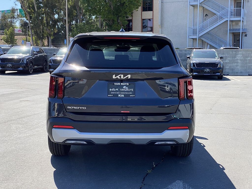 New 2026 Kia Sorento LX SUV