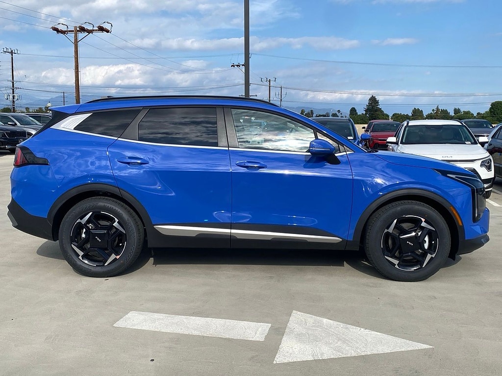 New 2026 Kia Sportage EX SUV