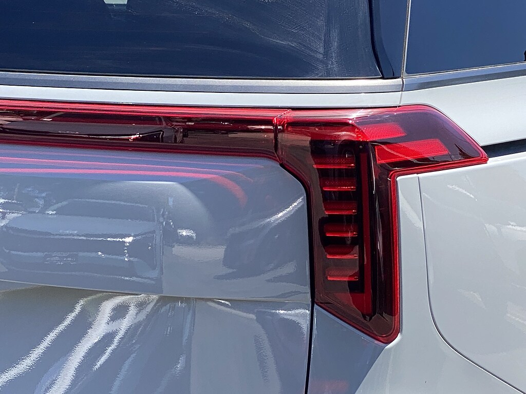 New 2026 Kia Carnival Hybrid SX Prestige