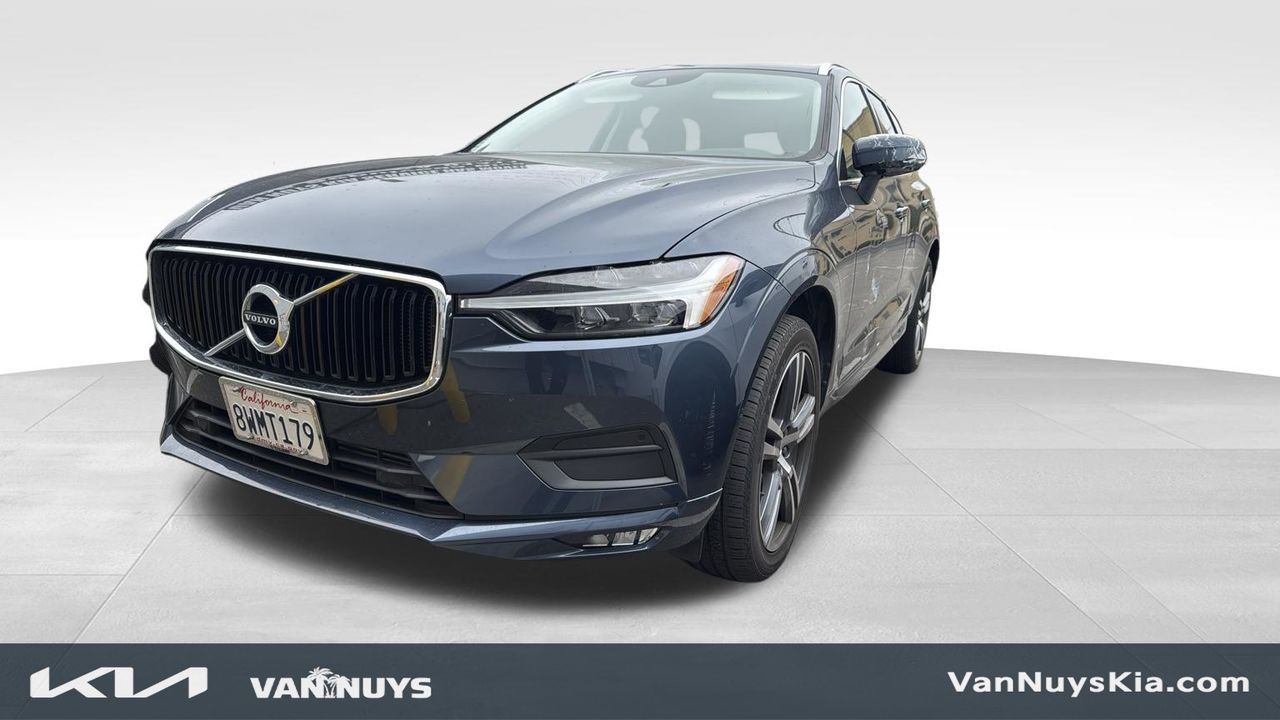 2021 Volvo XC60 T5 Momentum FWD's photo