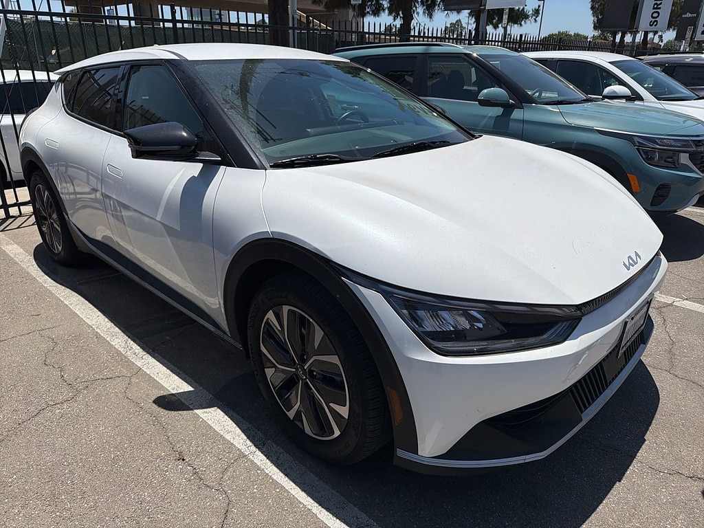 Used 2024 Kia EV6 Light L/R with VIN KNDC34LA6R5191956 for sale in Los Angeles, CA