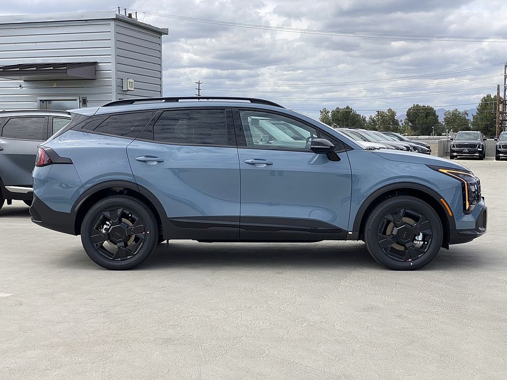 New 2026 Kia Sportage Hybrid X-Line SUV