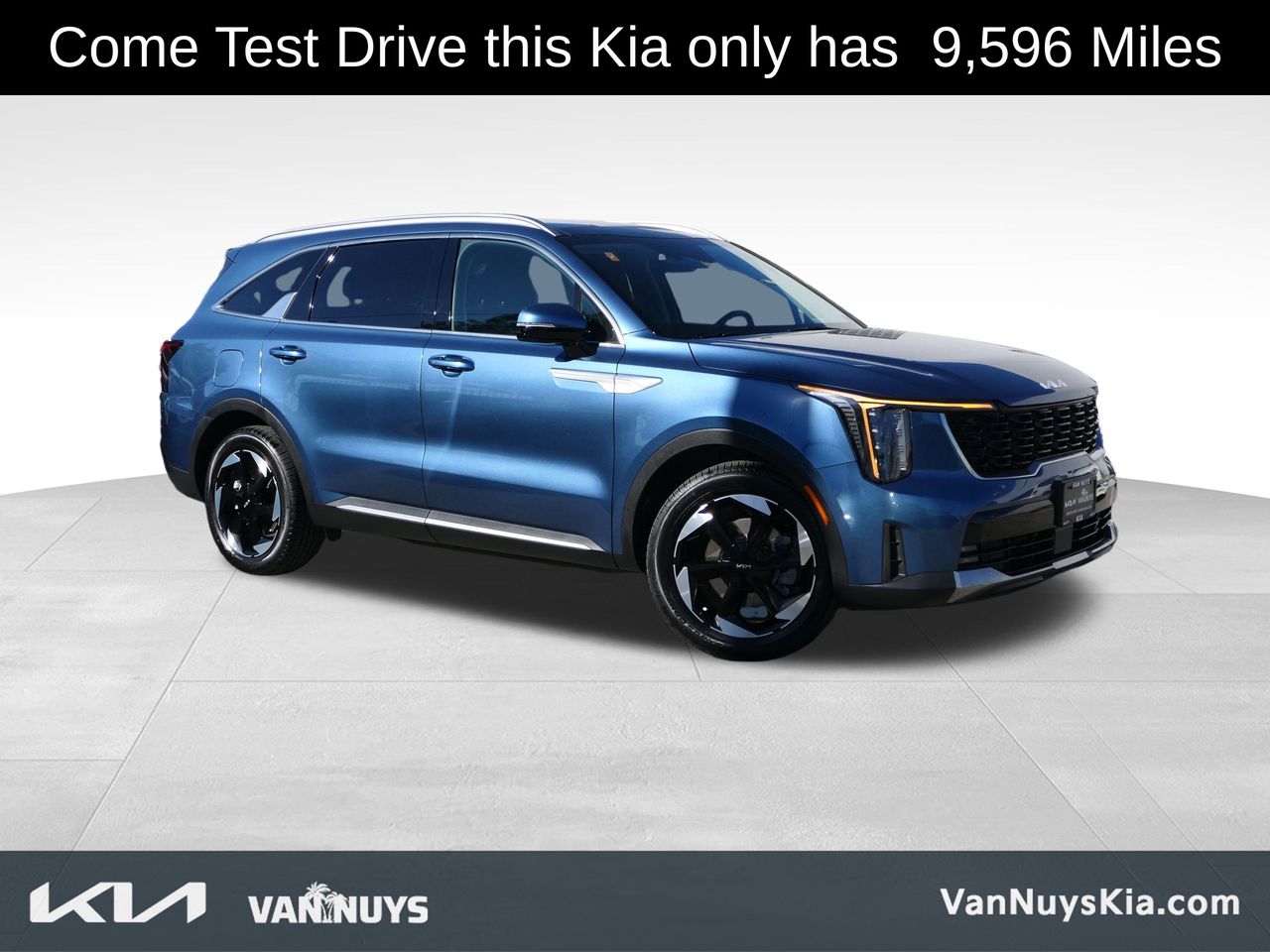 2025 Kia Sorento EX's photo