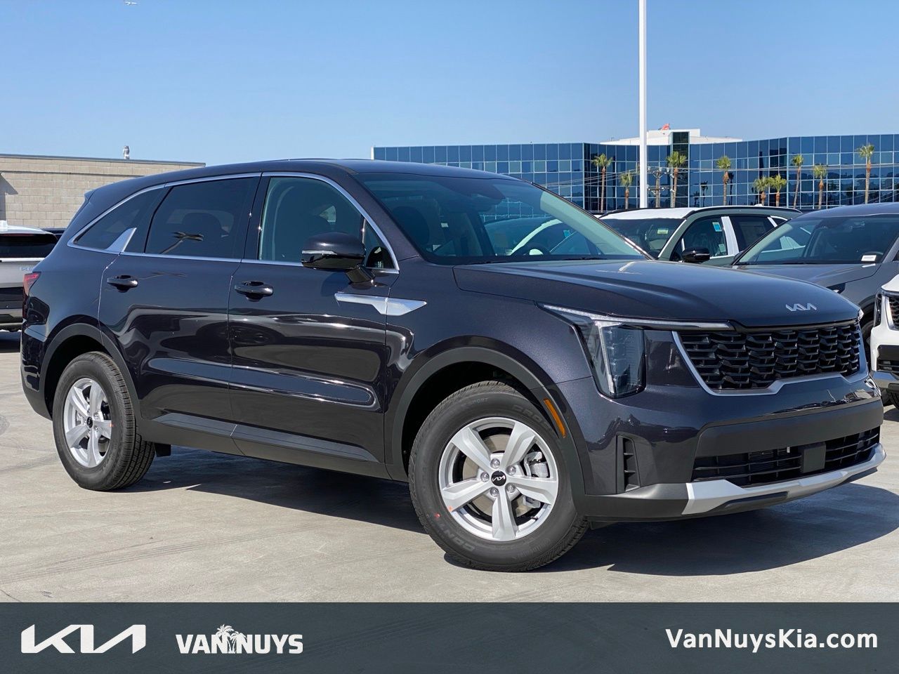 2026 Kia Sorento LX AT's photo
