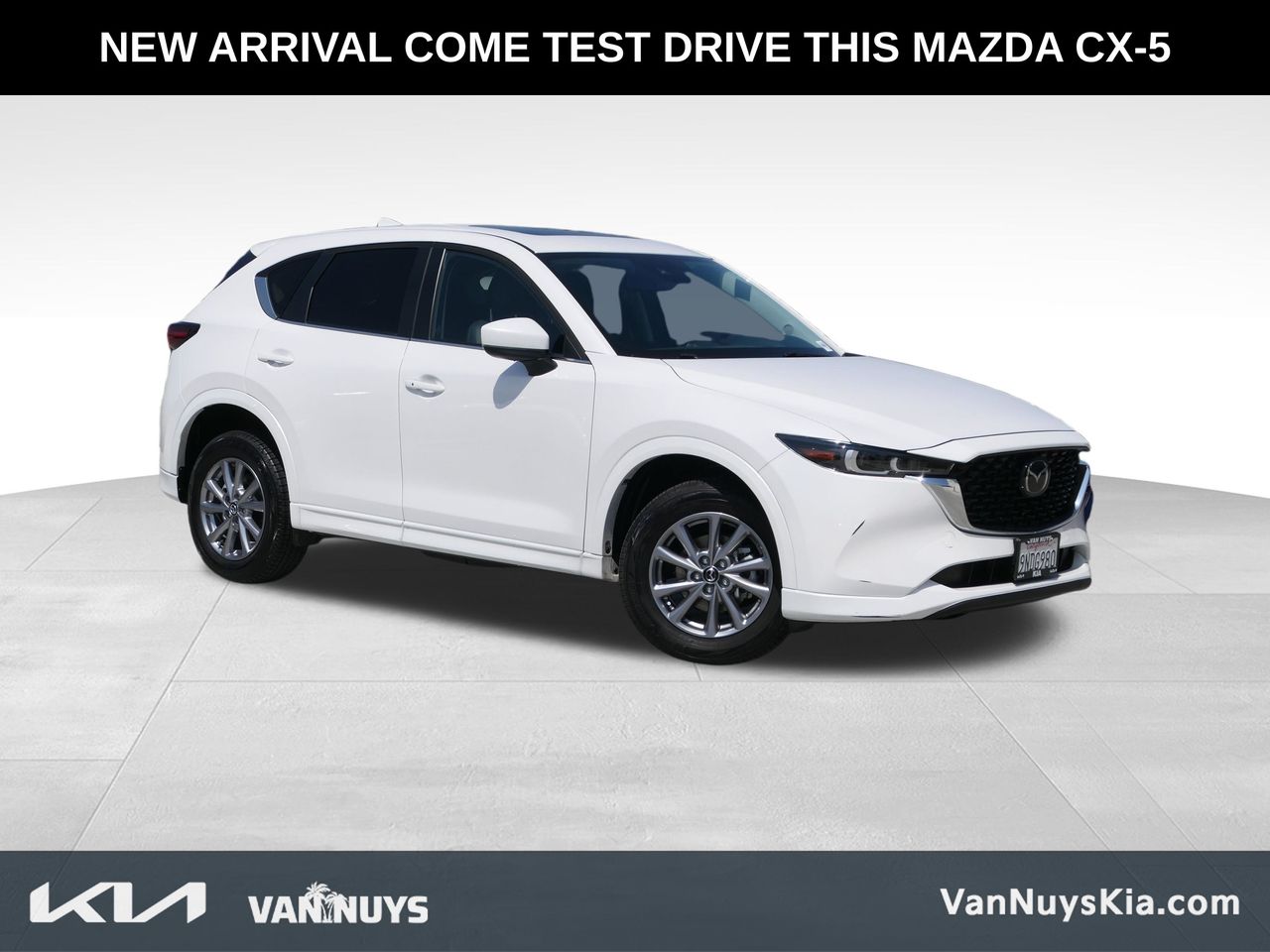 2024 Mazda CX-5 S Preferred package Auto AWD's photo
