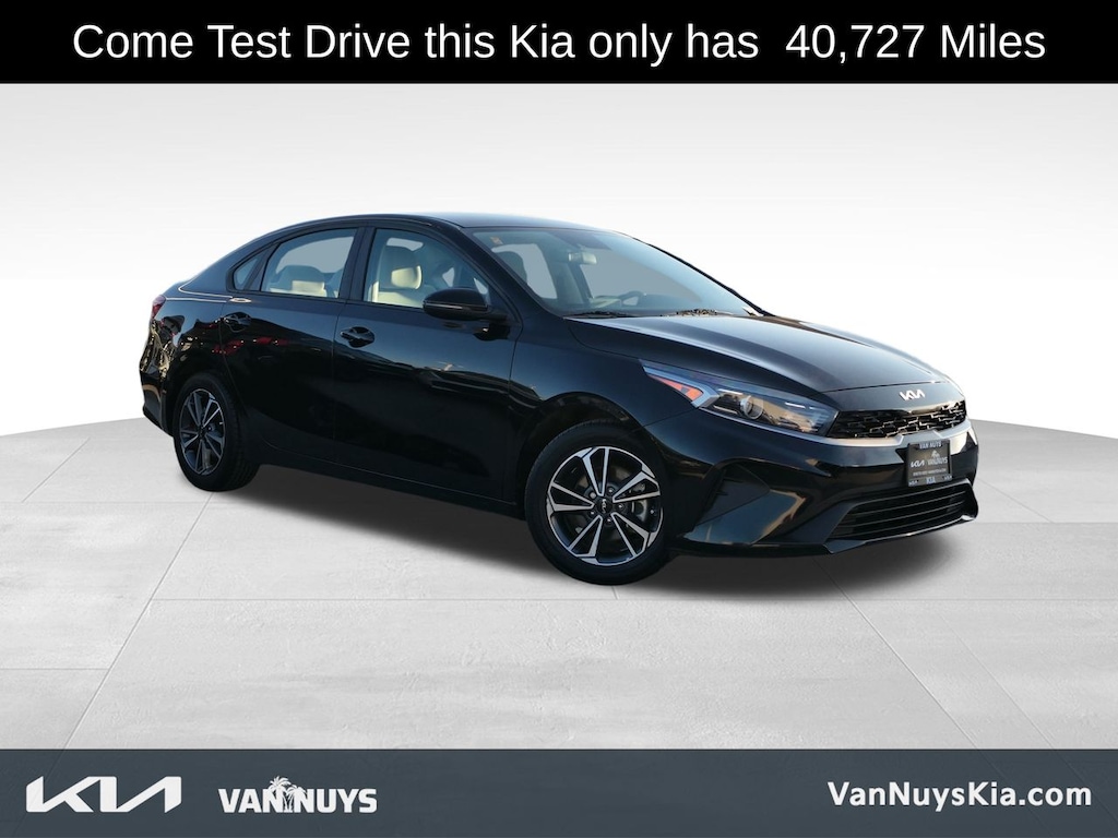 Used 2023 Kia Forte LXS Sedan