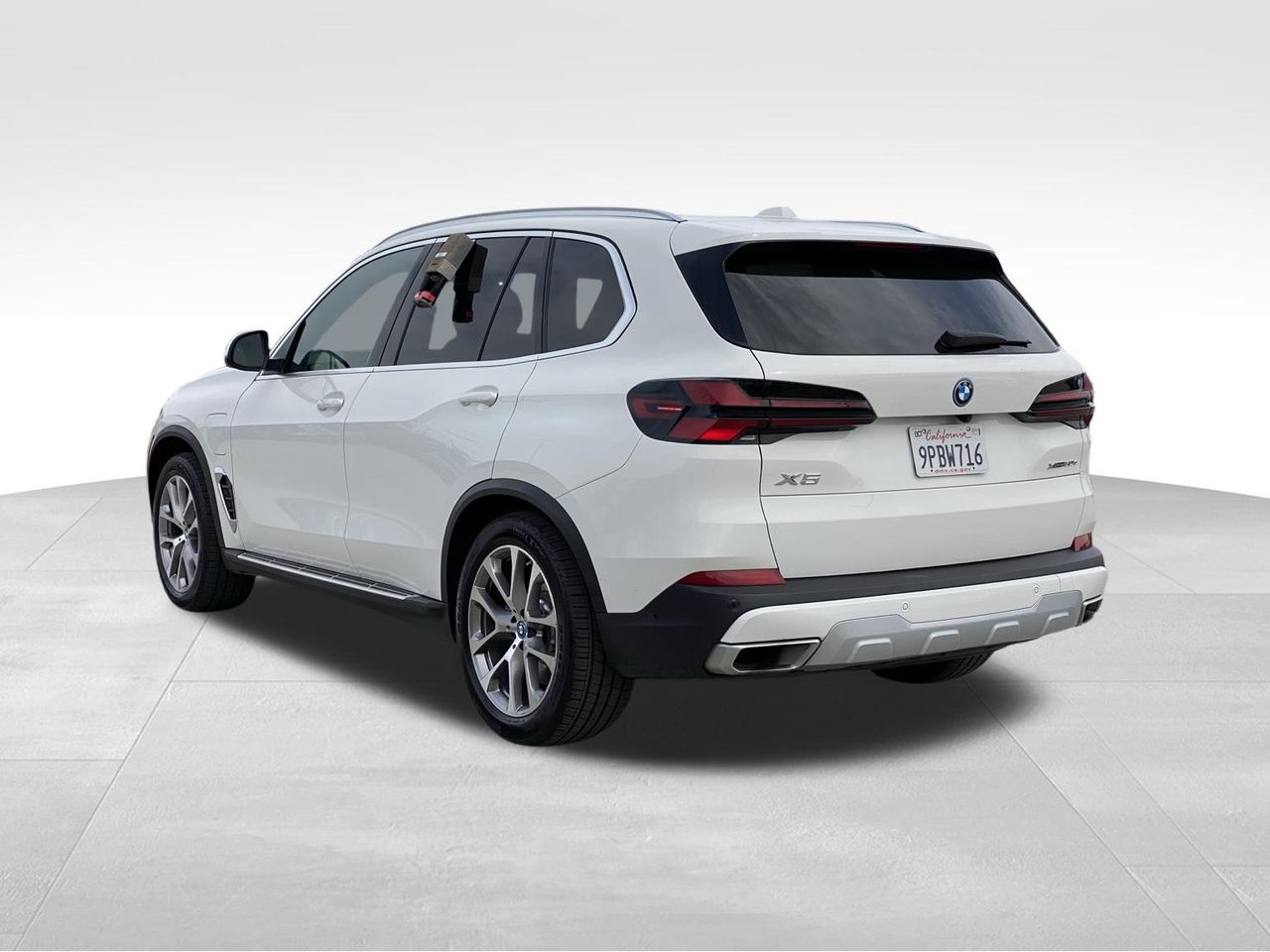 2025 BMW X5 xDrive50e photo 5