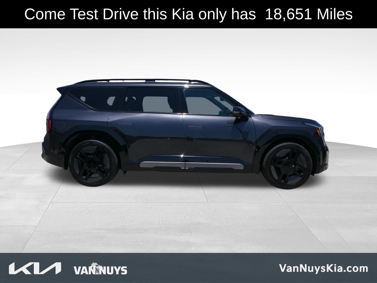 Used 2024 Kia Ev9 GT-Line with VIN KNDAEFS54R6039041 for sale in Los Angeles, CA