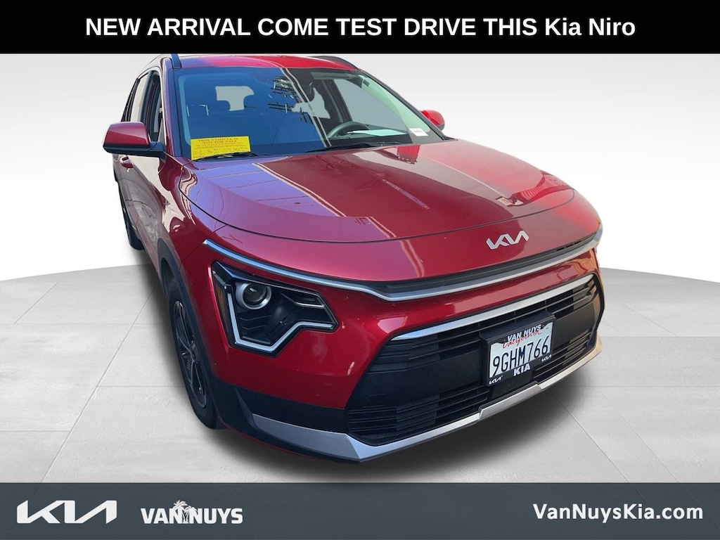 Used 2023 Kia Niro EX SUV
