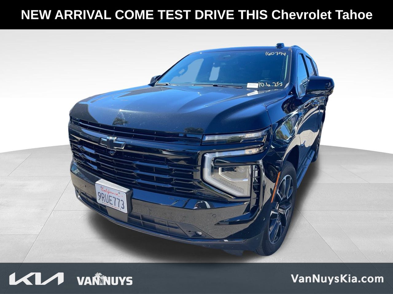 2025 Chevrolet Tahoe RST photo 2