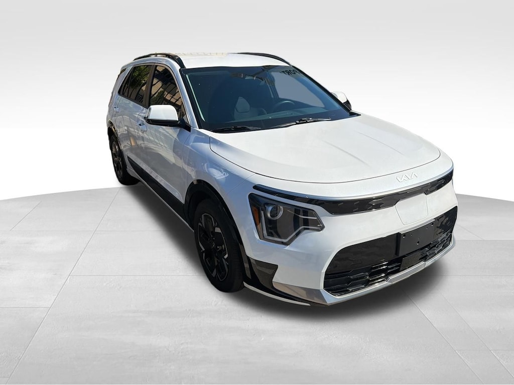 Used 2023 Kia Niro EV Wind SUV