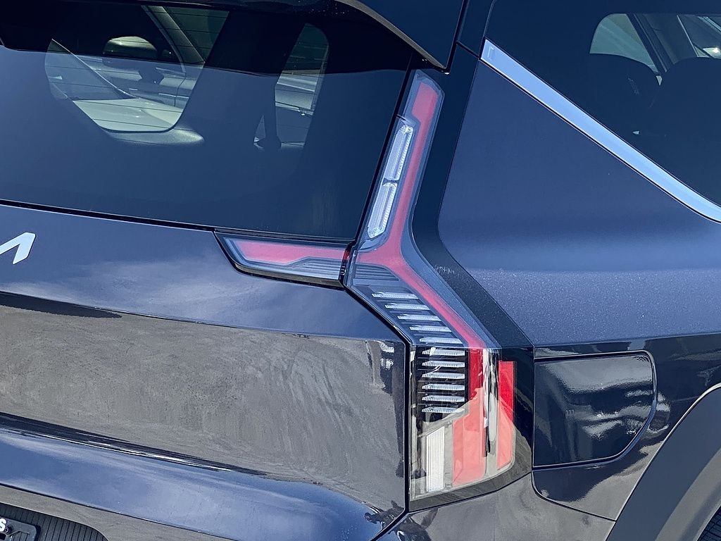 New 2026 Kia EV9 Light Long Range SUV