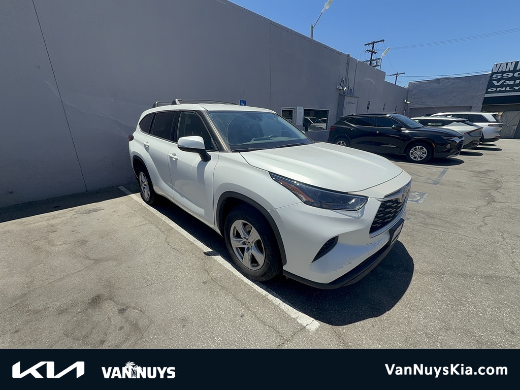 Used 2022 Toyota Highlander L SUV