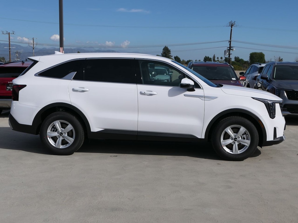 New 2026 Kia Sorento LX SUV