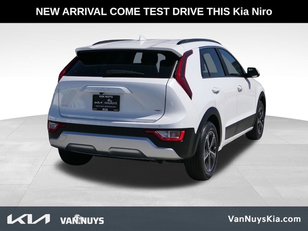 Used 2025 Kia Niro EX SUV