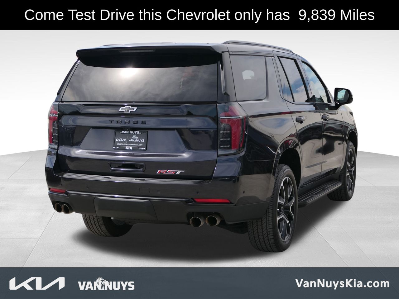 2025 Chevrolet Tahoe RST photo 2