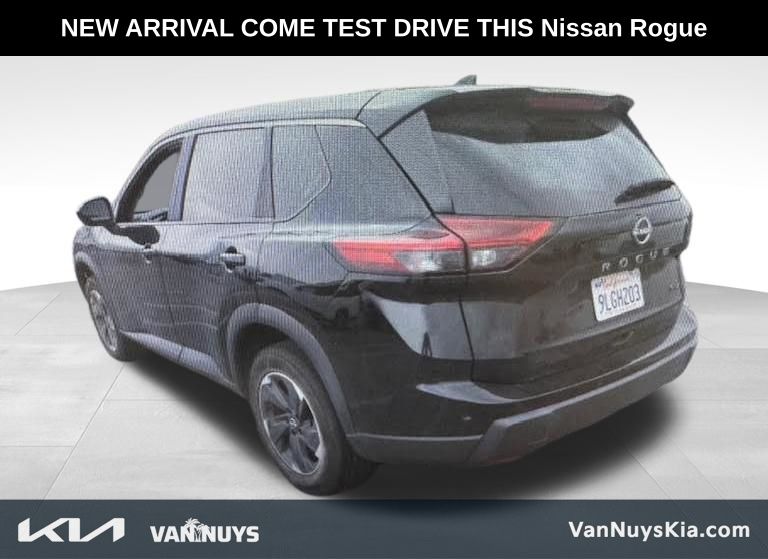 2024 Nissan Rogue SV photo 2