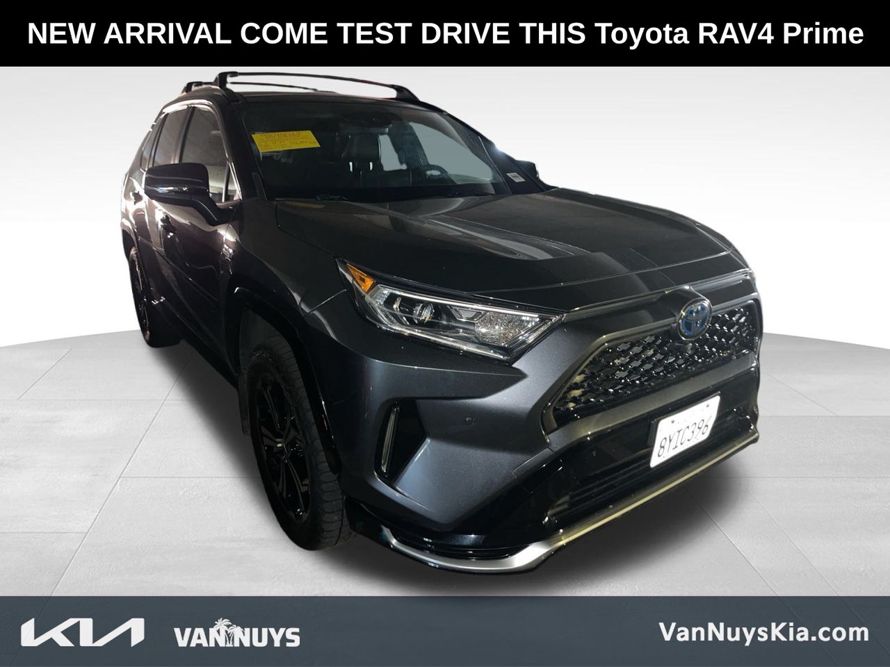 2021 Toyota RAV4 Prime XSE photo 3