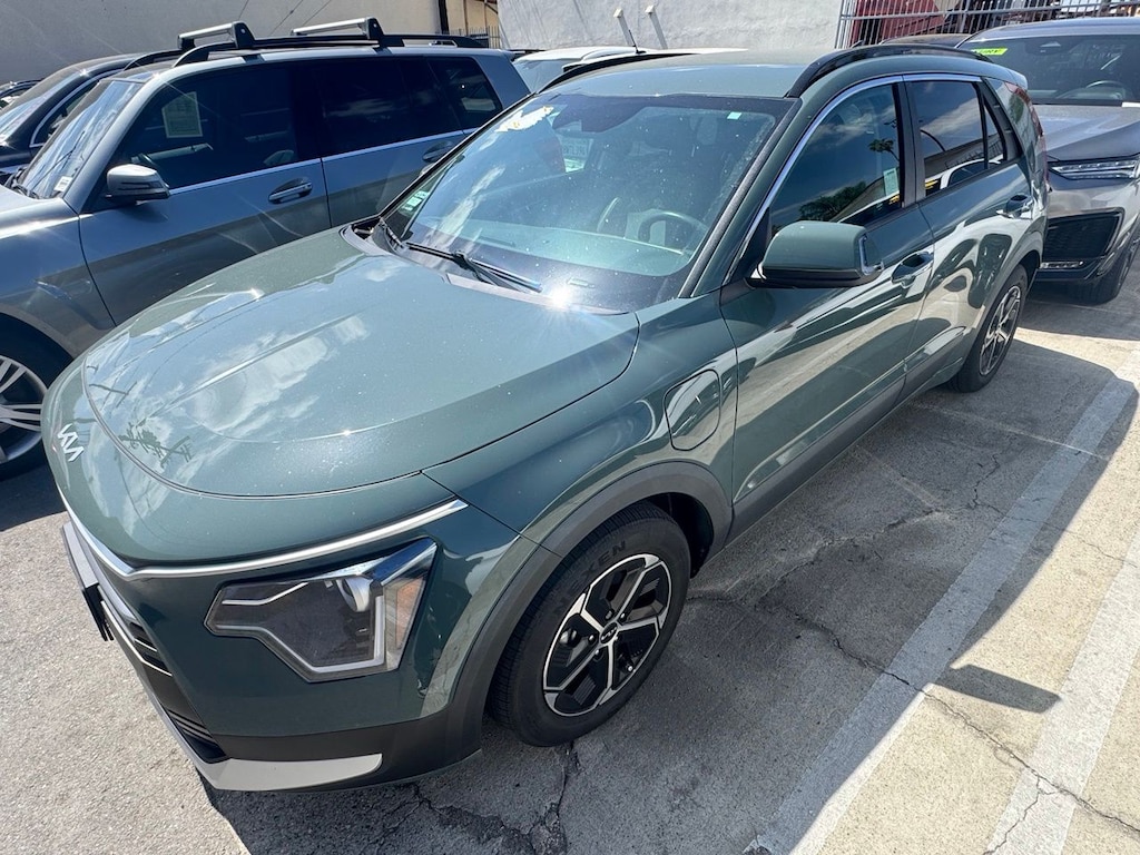 Used 2023 Kia Niro Plug-In Hybrid EX SUV