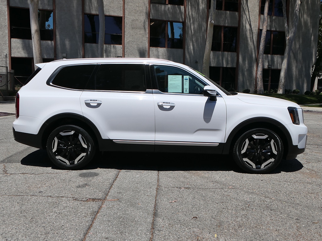 Used 2023 Kia Telluride S SUV