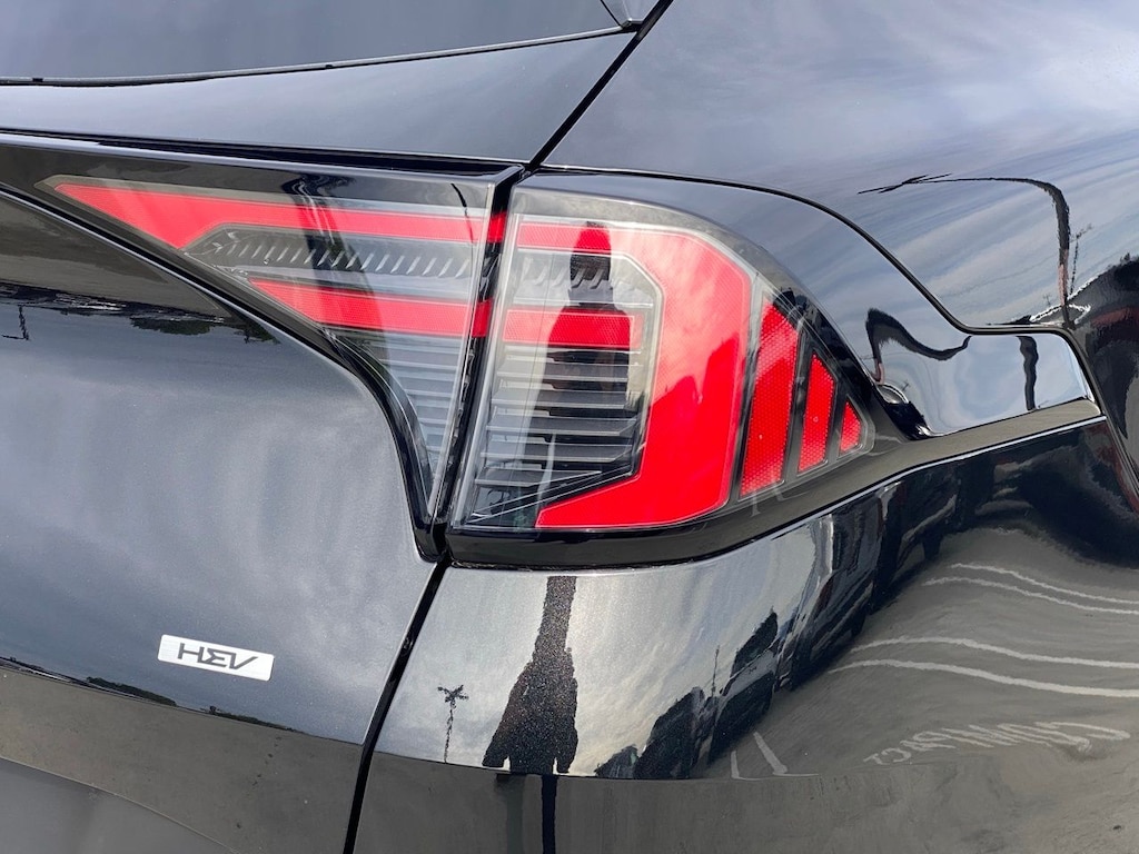 New 2026 Kia Sportage Hybrid EX SUV