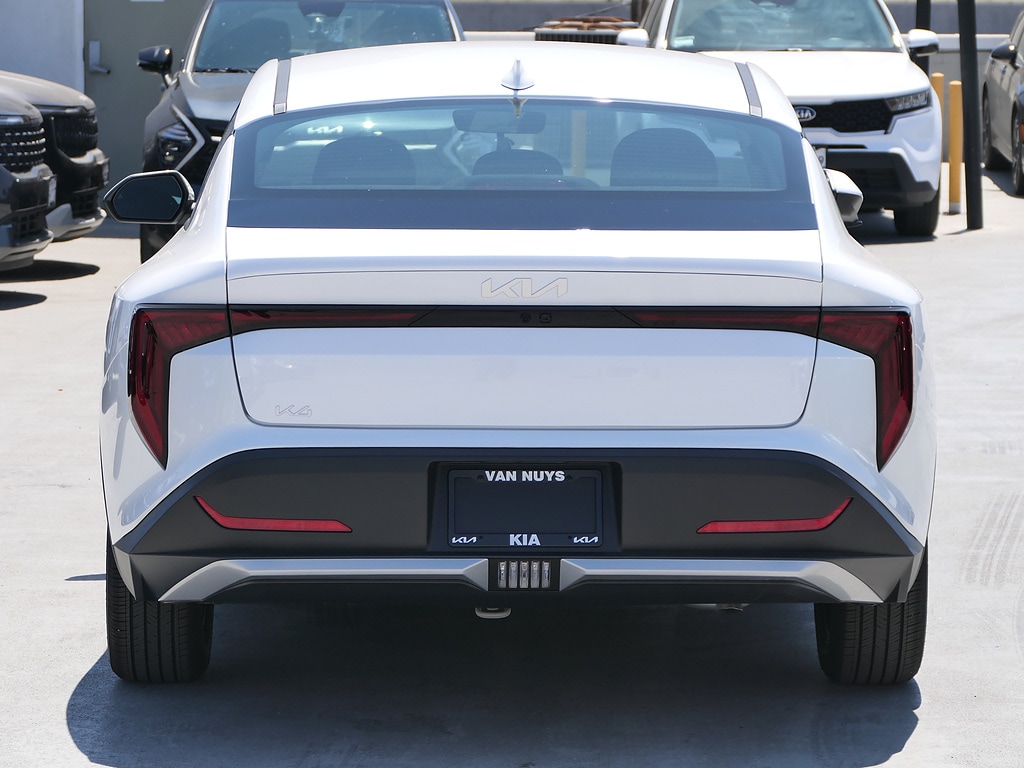 New 2026 Kia K4 LXS