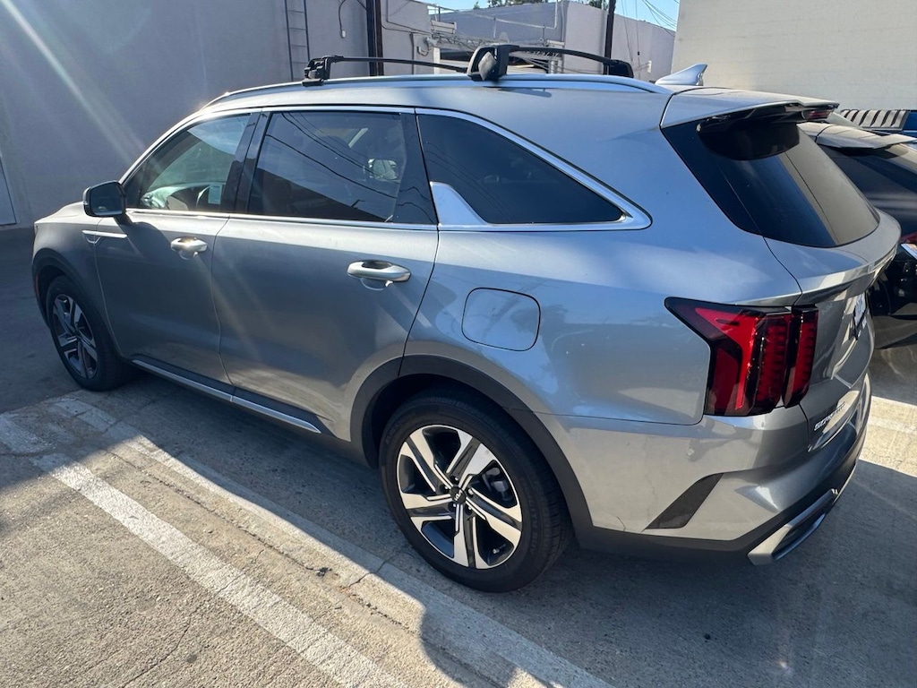 Used 2023 Kia Sorento Hybrid EX SUV
