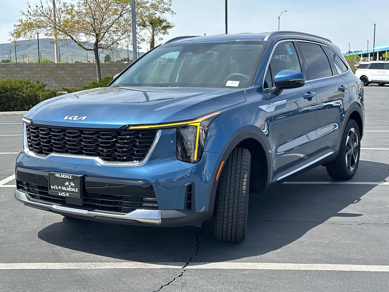 2025 Kia Sorento Hybrid EX photo 2