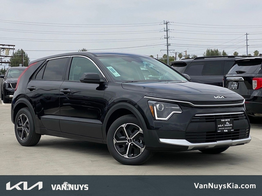 New 2026 Kia Niro LX SUV