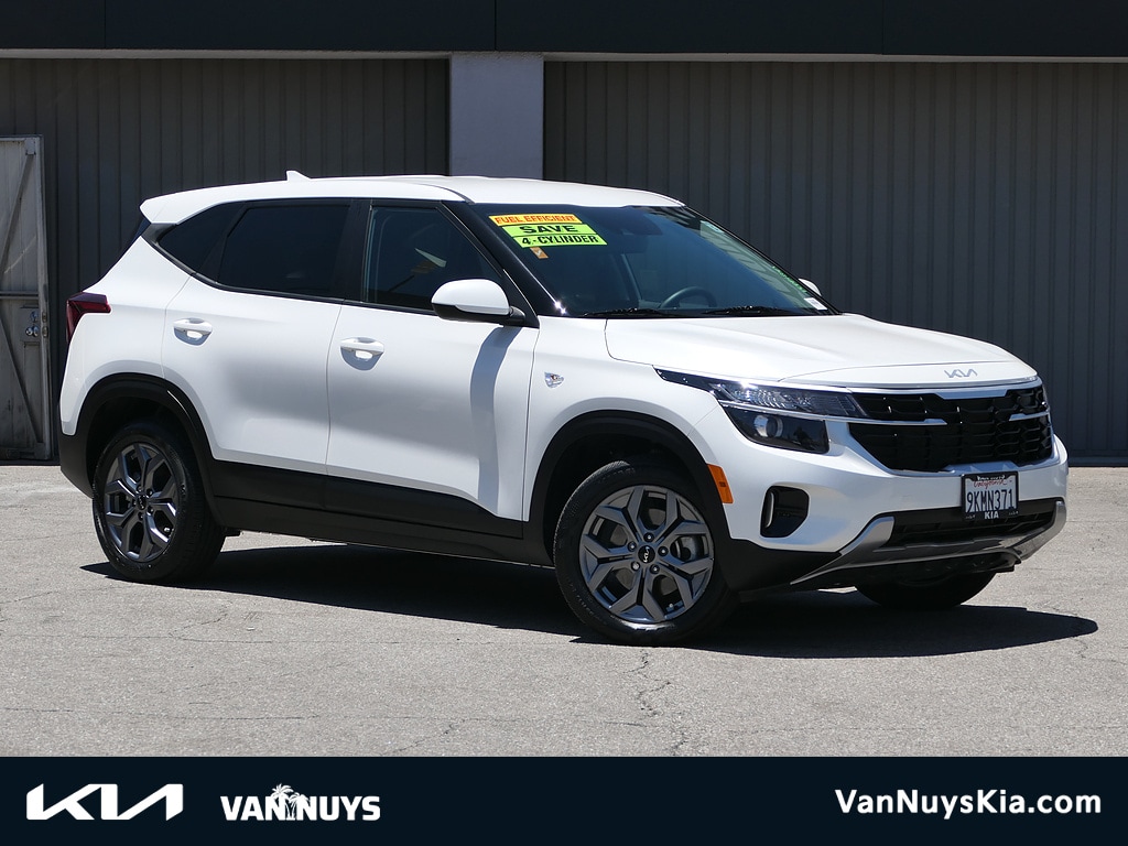 Used 2024 Kia Seltos LX SUV