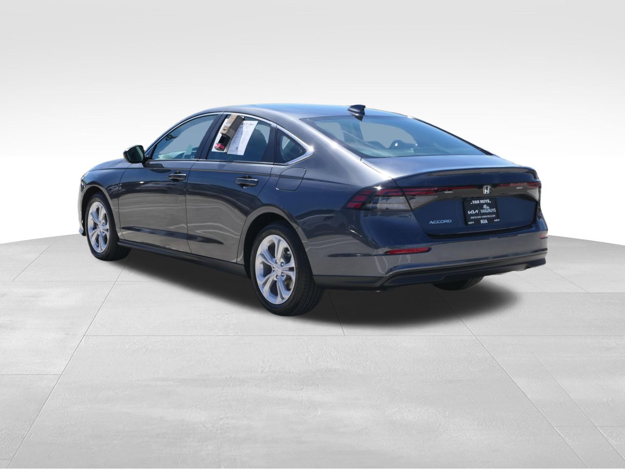 2025 Honda Accord LX photo 5