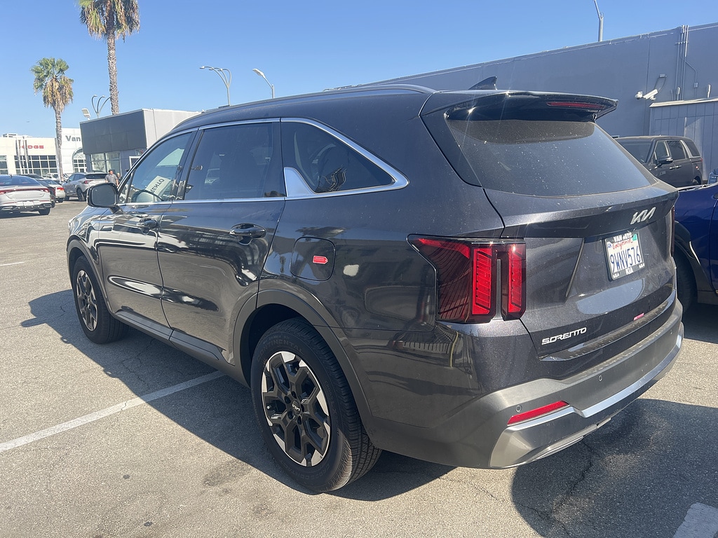 Certified 2025 Kia Sorento S SUV