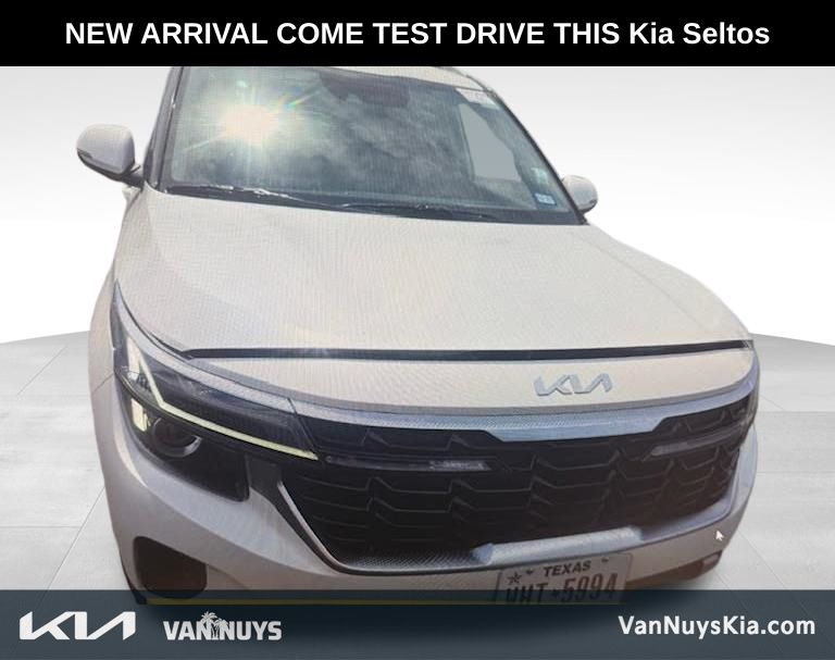 2025 Kia Seltos S photo 2
